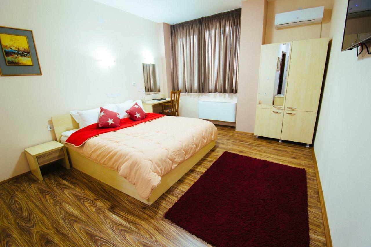 Hotel Kristal Palas Prilep Exterior foto