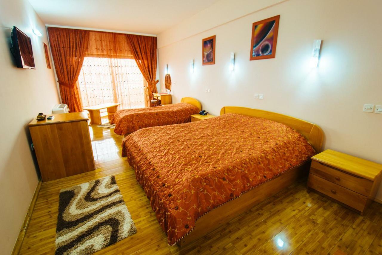Hotel Kristal Palas Prilep Exterior foto